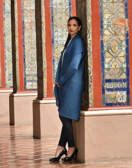 BABY ALPACA Valeska Sweater Cape : DENIM / One Size