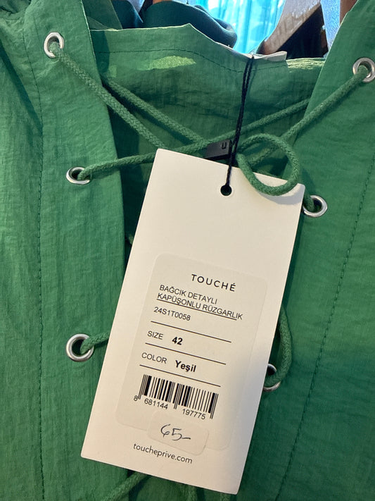 Touché Wind breaker