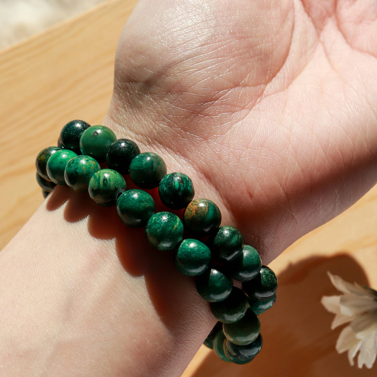 Jade Bracelet Stretchable 8mm Beads, 7.5 Inches