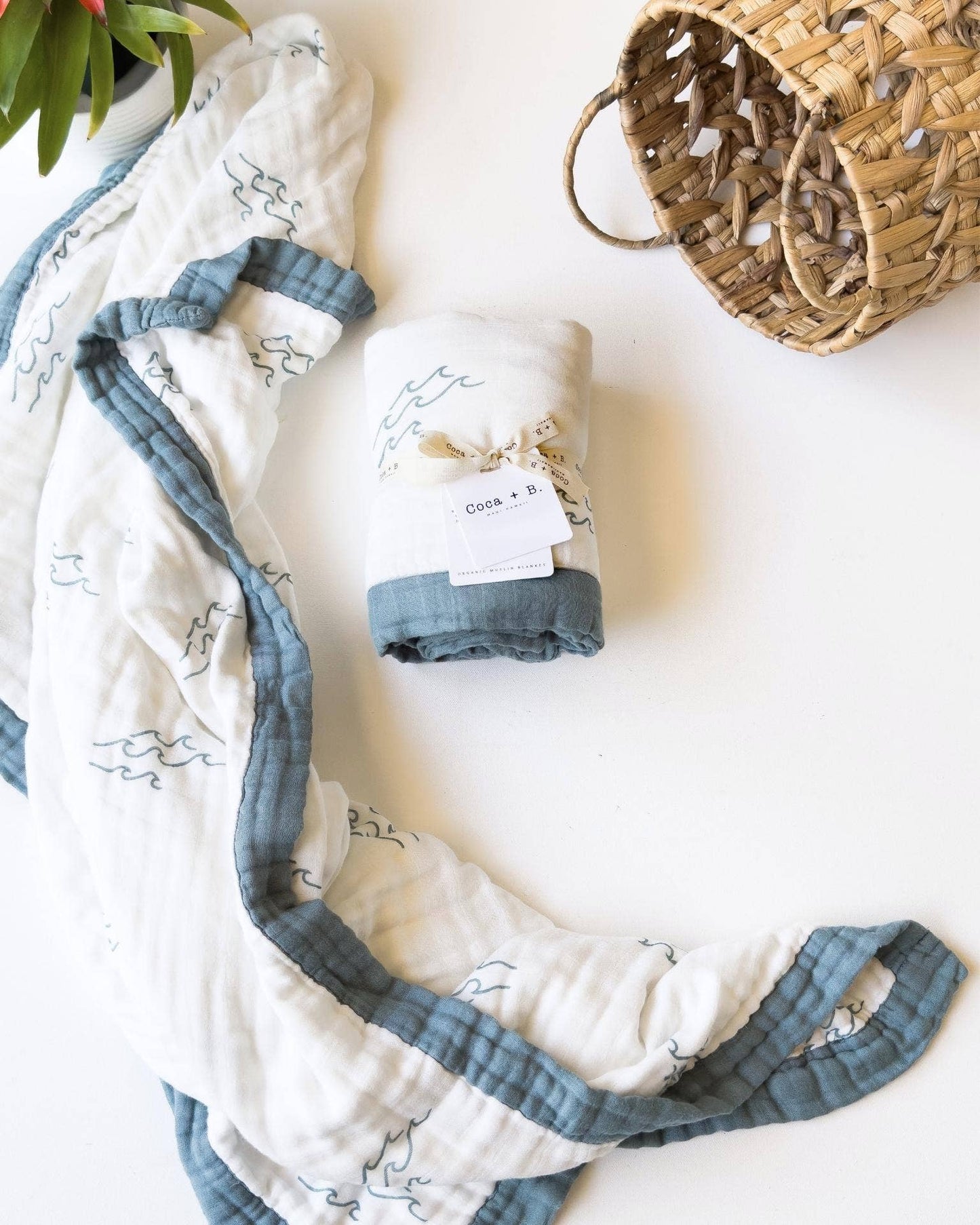 Simple Wave Print 6-Layer Organic Baby Blanket