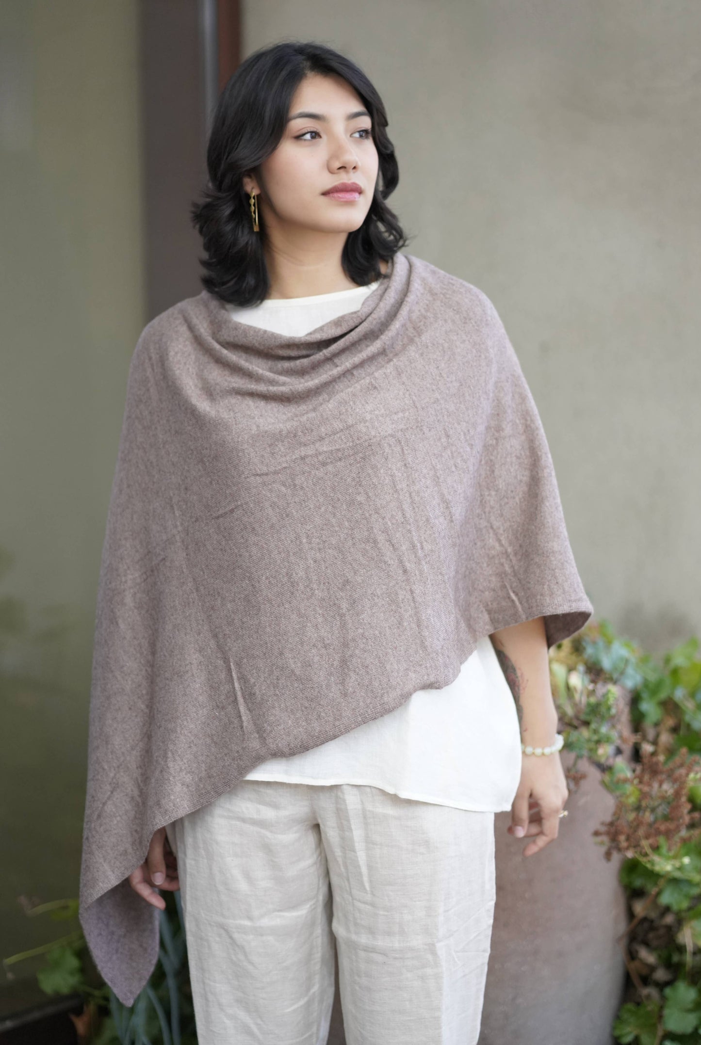 Cashmere Poncho Mocha 