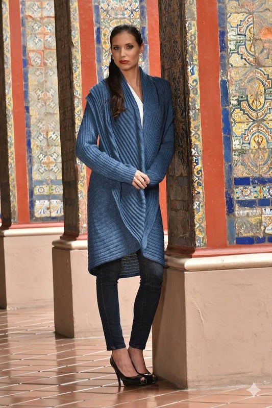 BABY ALPACA Valeska Sweater Cape : DENIM / One Size