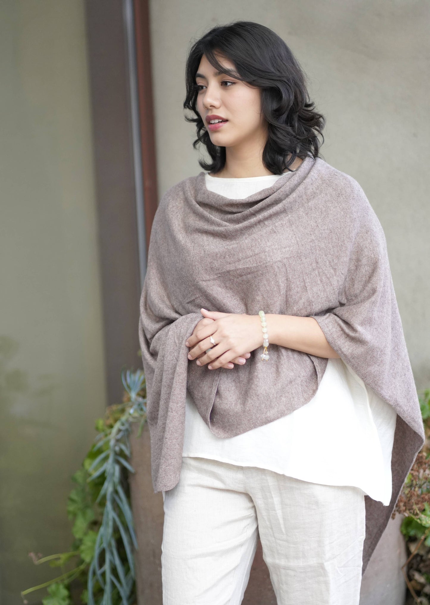 Cashmere Poncho Mocha 