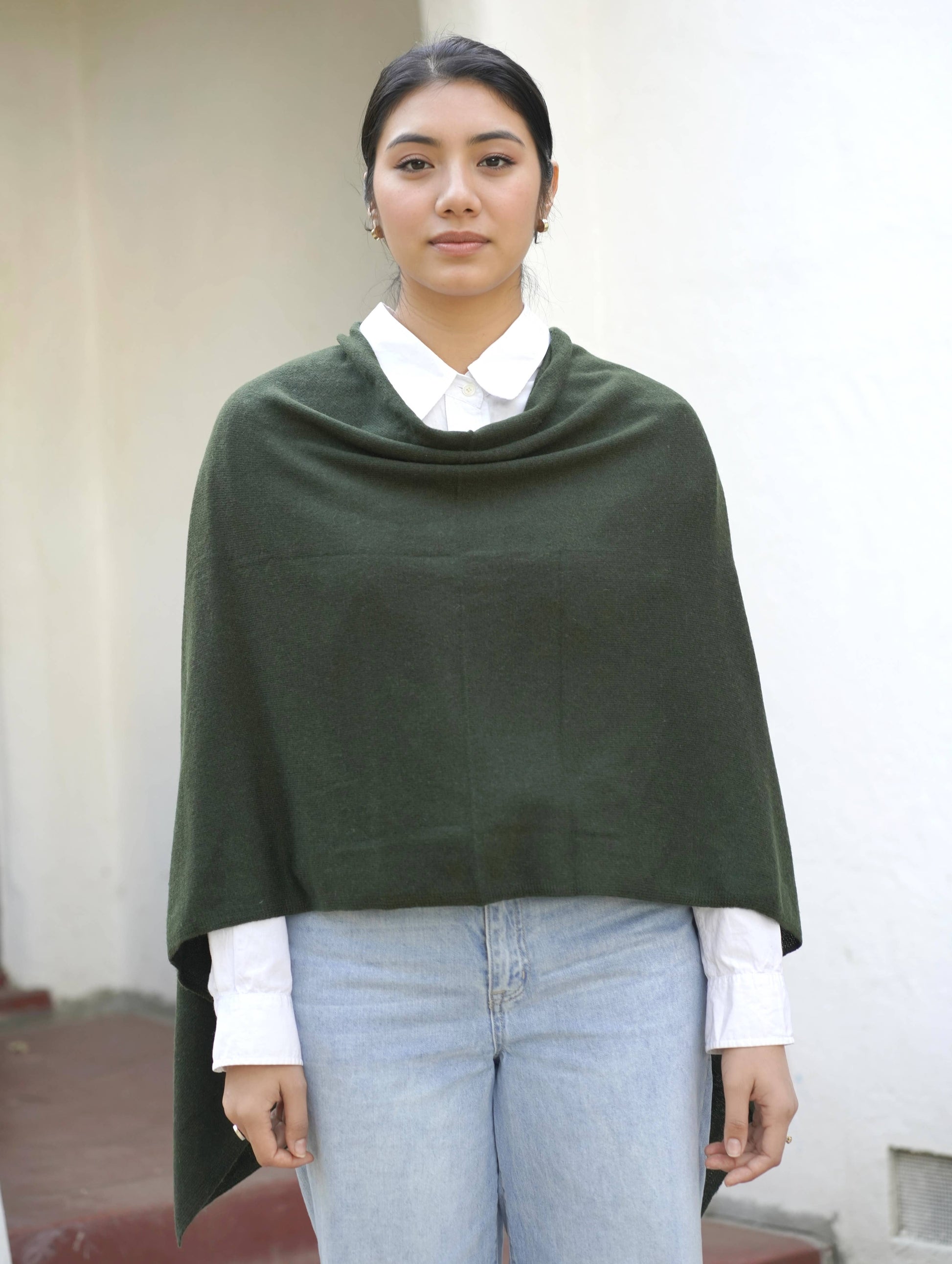Cashmere Poncho Seaweed by Dolma