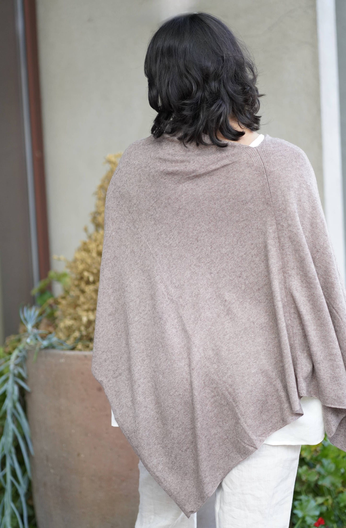 Cashmere Poncho Mocha 
